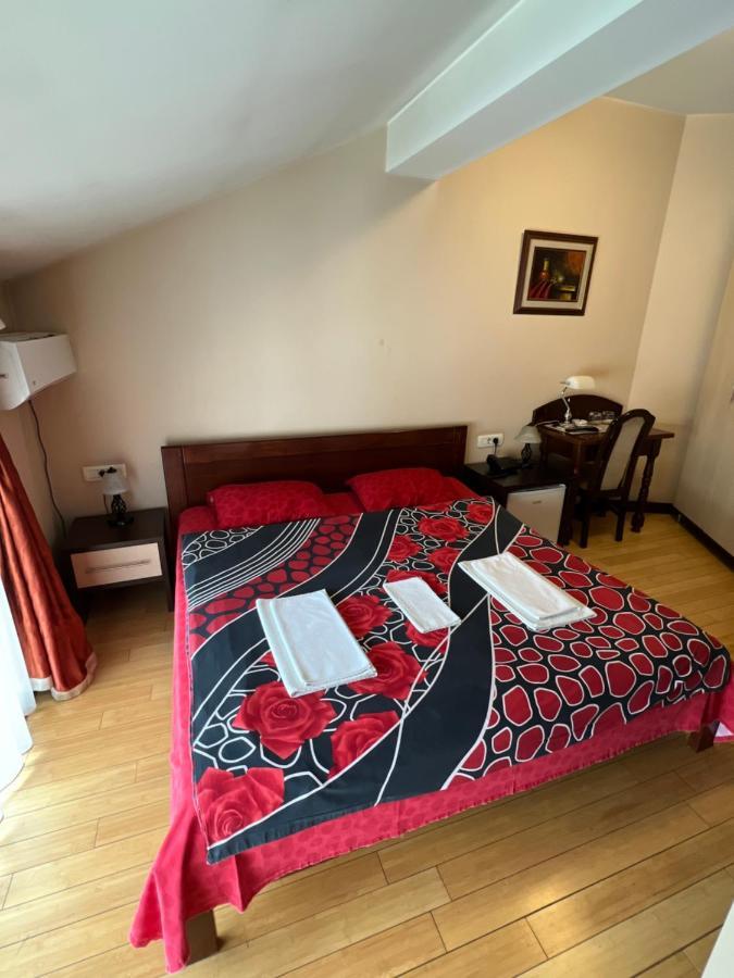 Hotel Royal Bijelo Polje Zewnętrze zdjęcie