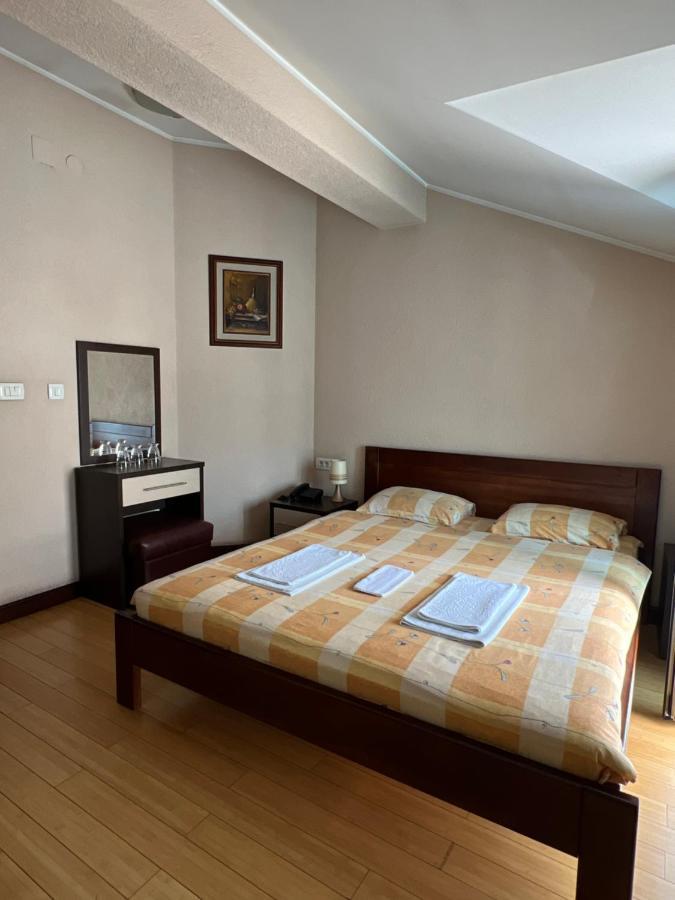 Hotel Royal Bijelo Polje Zewnętrze zdjęcie