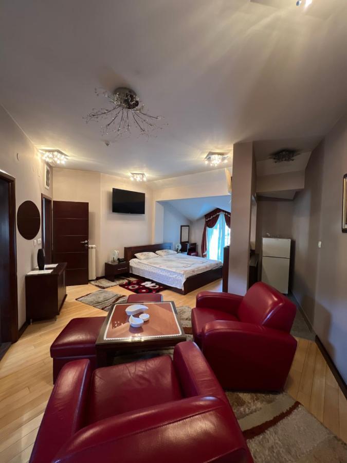 Hotel Royal Bijelo Polje Zewnętrze zdjęcie